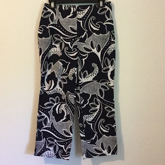 GAP Pants - 𝅺GAP Navy/White Pedal Pushers